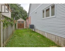 19 HEATHWOOD COURT - 37