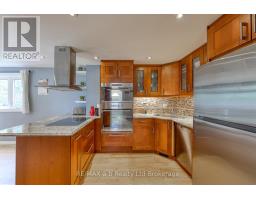 19 HEATHWOOD COURT - 9