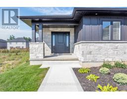 16 WALNUT DRIVE - 2