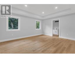 9 DELEVAN CRESCENT - 19