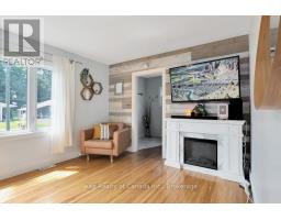 9 OAKWOOD AVENUE - 18