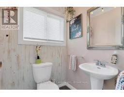 9 OAKWOOD AVENUE - 28