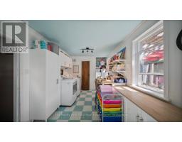 94 WOODSTOCK STREET N - 21