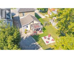 94 WOODSTOCK STREET N - 32