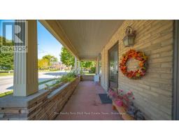 94 WOODSTOCK STREET N - 7