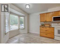 11 - 275 GEORGE STREET - 10