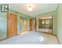 18 VAN STREET - 19