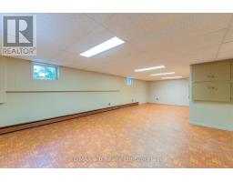 18 VAN STREET - 30