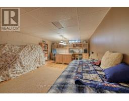 976 SLOANE STREET - 33