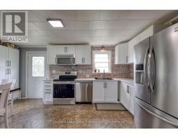 164 BEACH LANE - 28