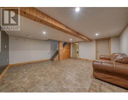 7 - 15 DEVONSHIRE AVENUE - 26