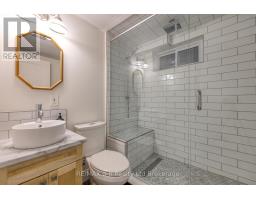 796 BAYSWATER STREET - 23