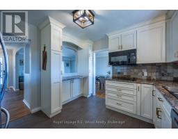 27 NORTH STREET W - 9