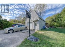 208 VICTORIA STREET - 5