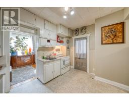 208 VICTORIA STREET - 9