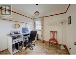 456 OJIBWAY STREET - 13