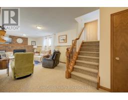 456 OJIBWAY STREET - 18