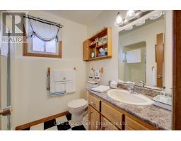 456 OJIBWAY STREET - 23
