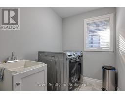 176 TAMARACK BOULEVARD - 32