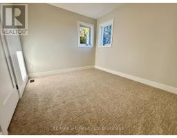 41 CASH CRESCENT - 14