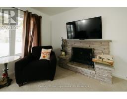 986 BRAESIDE STREET - 19