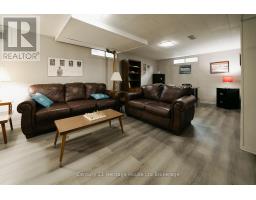 986 BRAESIDE STREET - 30