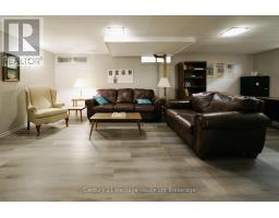 986 BRAESIDE STREET - 31