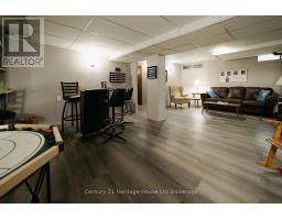 986 BRAESIDE STREET - 35