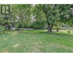 1686 CHAR VILLE E 1/4 ROAD - 16