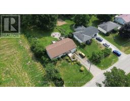 1686 CHAR VILLE E 1/4 ROAD - 35