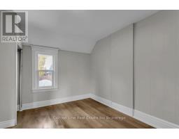 64 FOREST AVENUE - 10