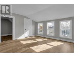 64 FOREST AVENUE - 7