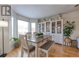 14 SCOURFIELD DRIVE - 10