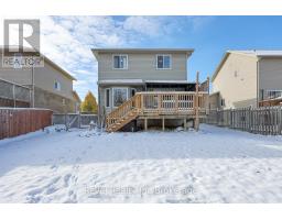 14 SCOURFIELD DRIVE - 41