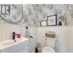 14 SCOURFIELD DRIVE - 5