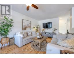 14 SCOURFIELD DRIVE - 8