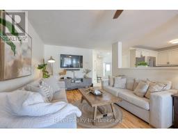 14 SCOURFIELD DRIVE - 9