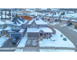 426 CHAMPLAIN AVENUE - 2