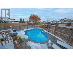 426 CHAMPLAIN AVENUE - 34