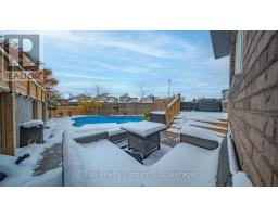 426 CHAMPLAIN AVENUE - 35
