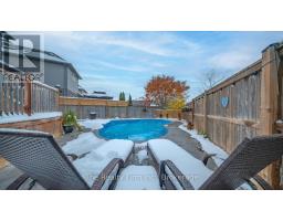 426 CHAMPLAIN AVENUE - 37