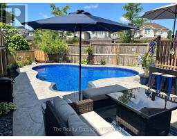 426 CHAMPLAIN AVENUE - 4