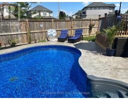 426 CHAMPLAIN AVENUE - 5