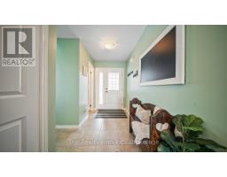 426 CHAMPLAIN AVENUE - 7