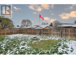 1037 WARWICK STREET - 37