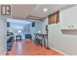 11 MOHICAN DRIVE - 31