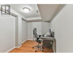 11 MOHICAN DRIVE - 35