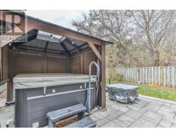 11 MOHICAN DRIVE - 36