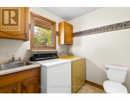 4 CHRISTOPHER COURT - 23