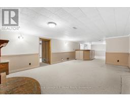 4 CHRISTOPHER COURT - 27